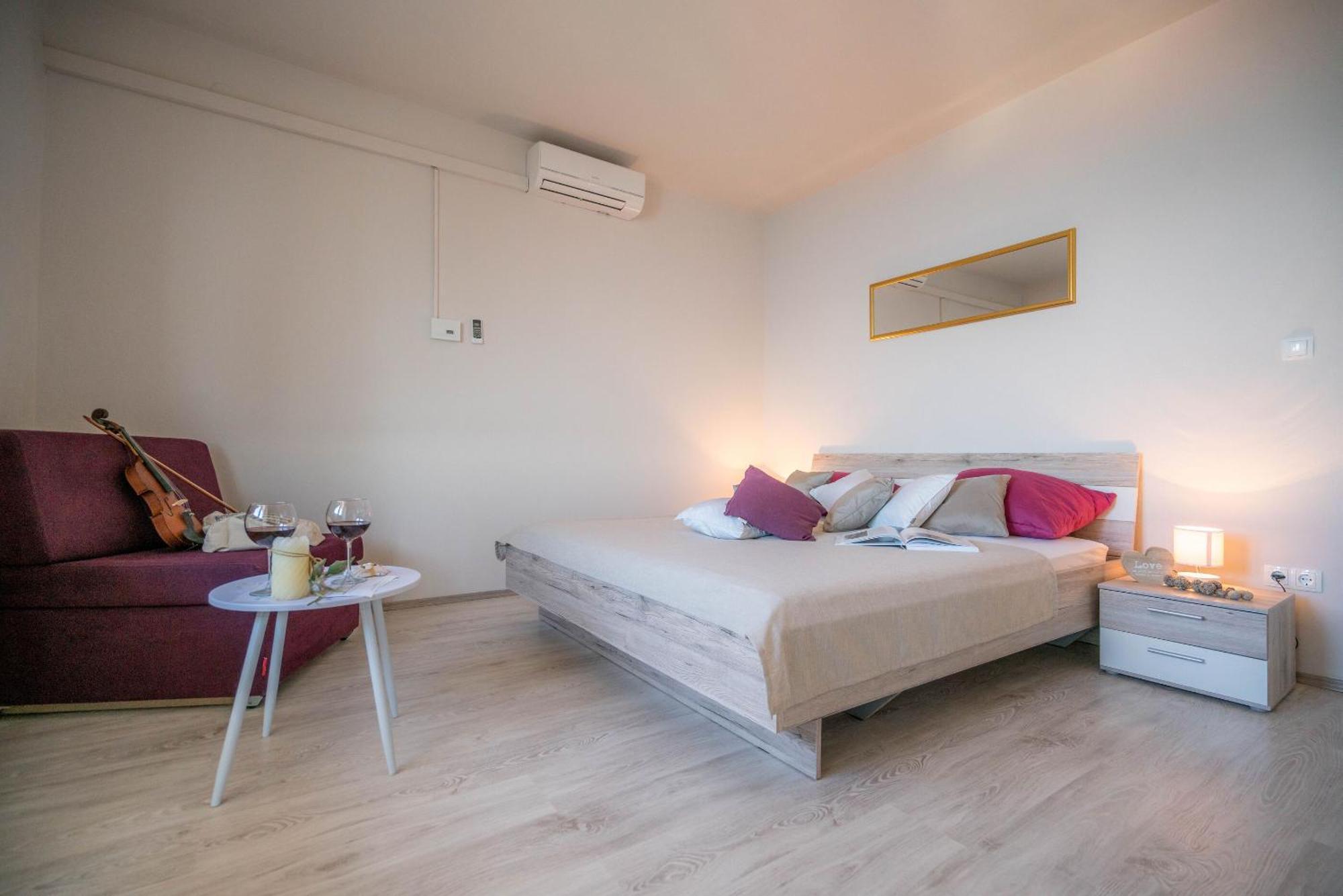 Apartments Sonata Omiš Buitenkant foto