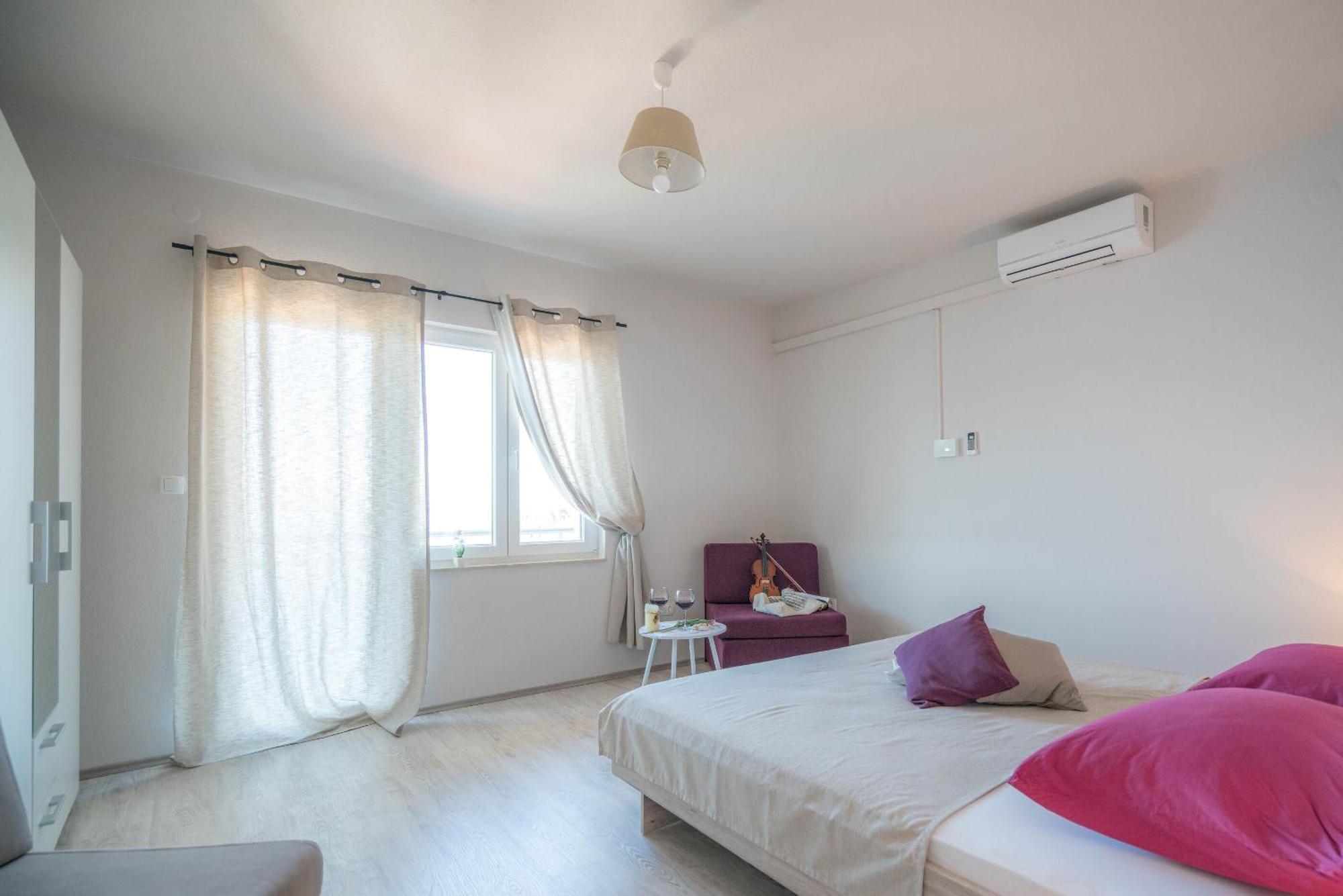 Apartments Sonata Omiš Buitenkant foto
