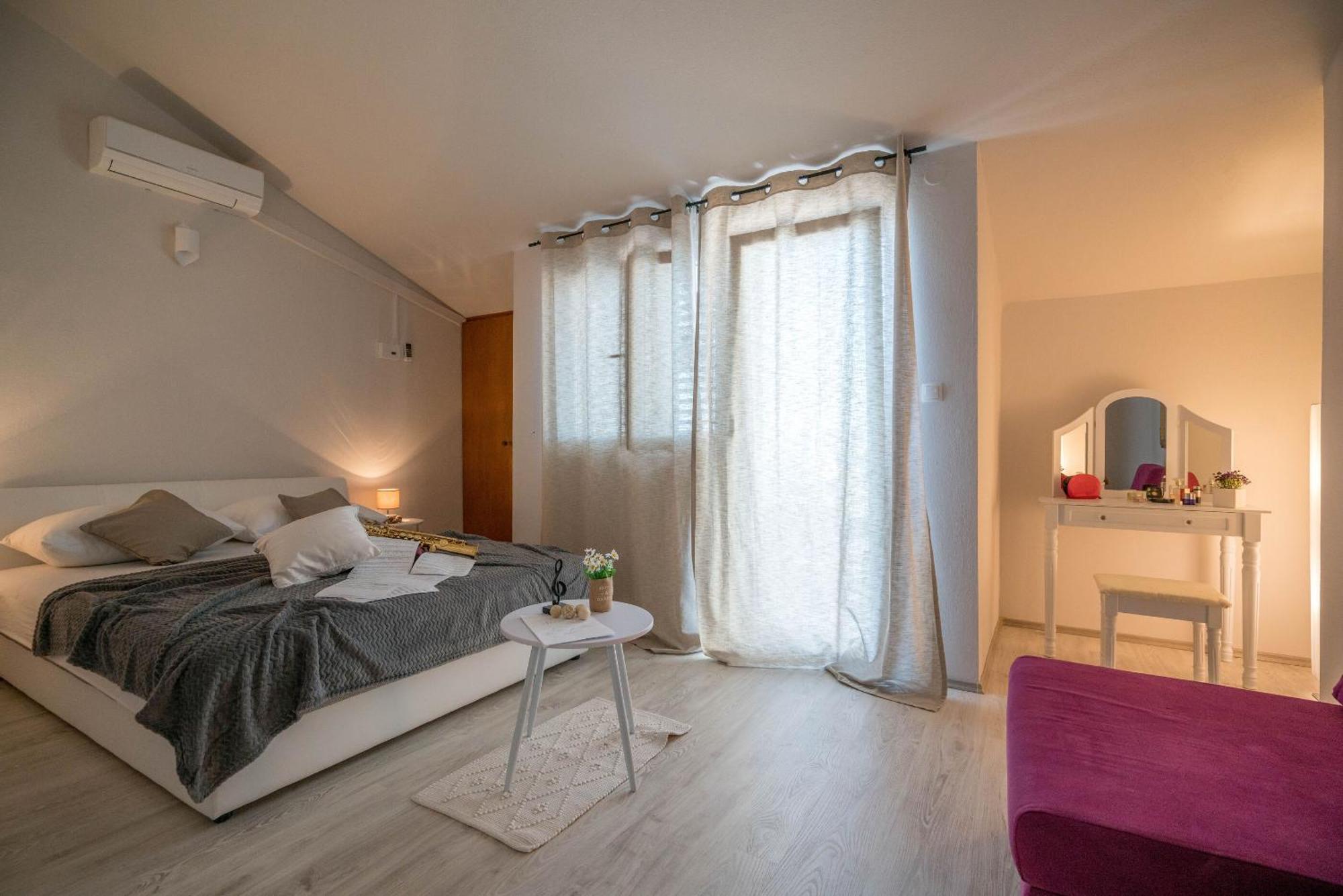 Apartments Sonata Omiš Buitenkant foto